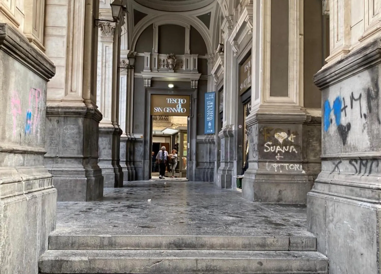 B&B Civico 22 Silvestre Naples Bed & Breakfast