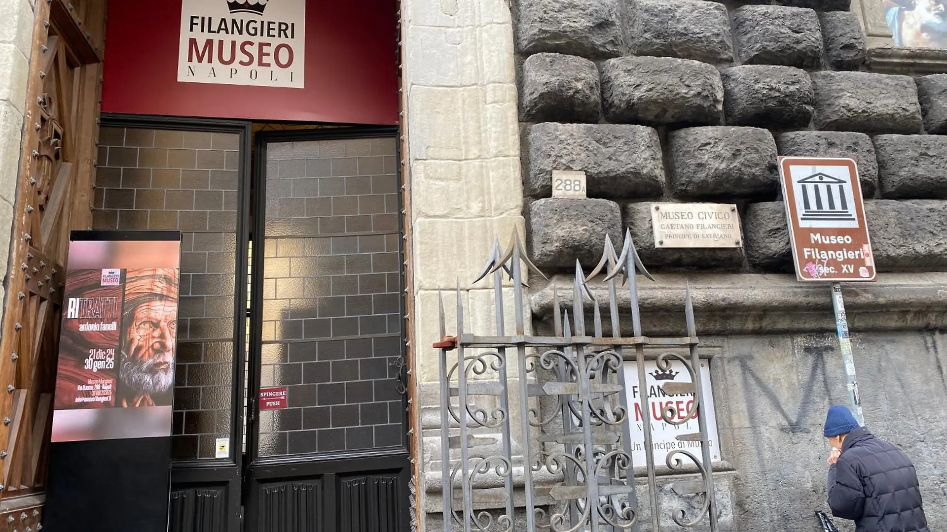 B&B Civico 22 Silvestre Naples Italy